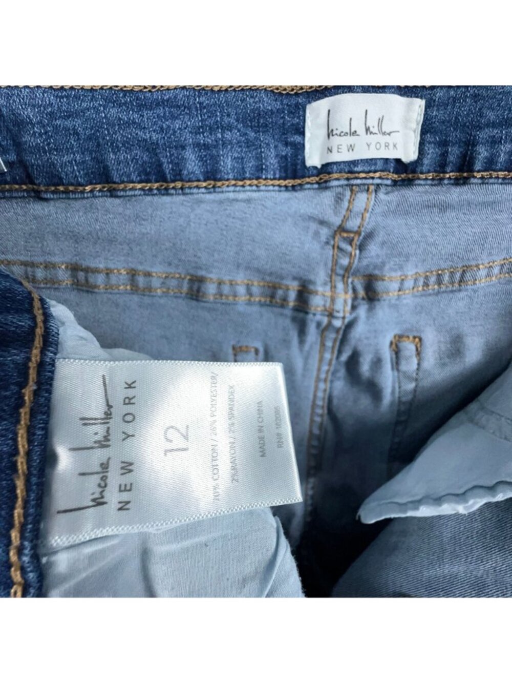 Nicole Miller Bermuda Shorts Soho High Rise Size 12 Blue Medium Wash - Picture 4 of 10